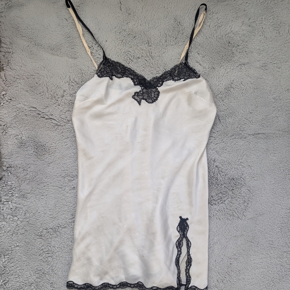 2013 Victoria’s Secret Ivory Satin & Black Lace Trim Slip Dress | Medium